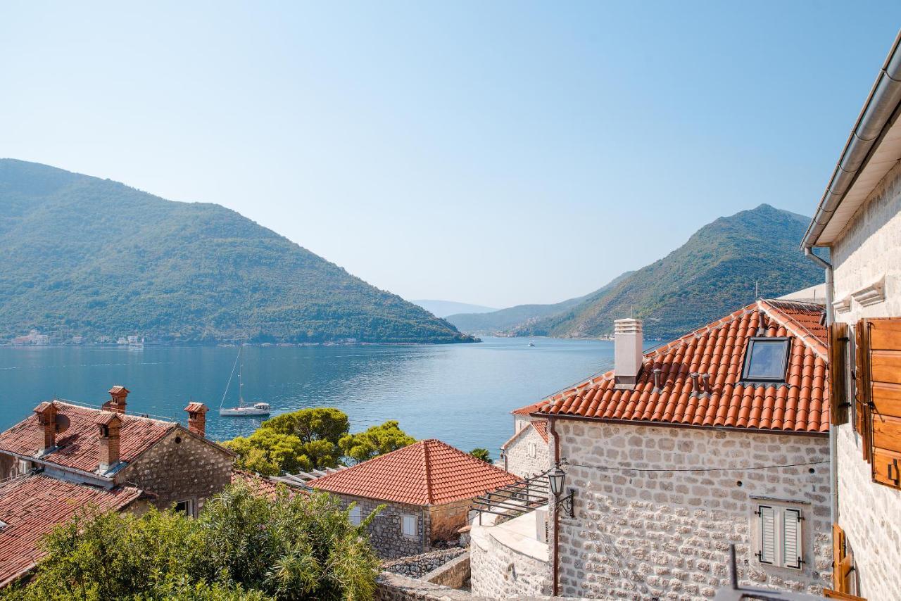 Guesthouse Mrshe Palace Perast Exteriör bild