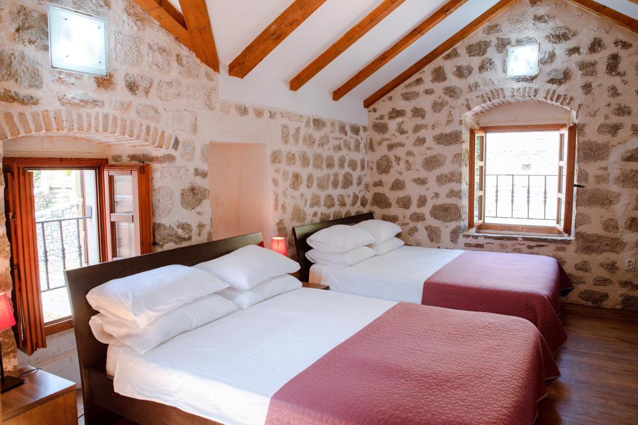Guesthouse Mrshe Palace Perast Exteriör bild
