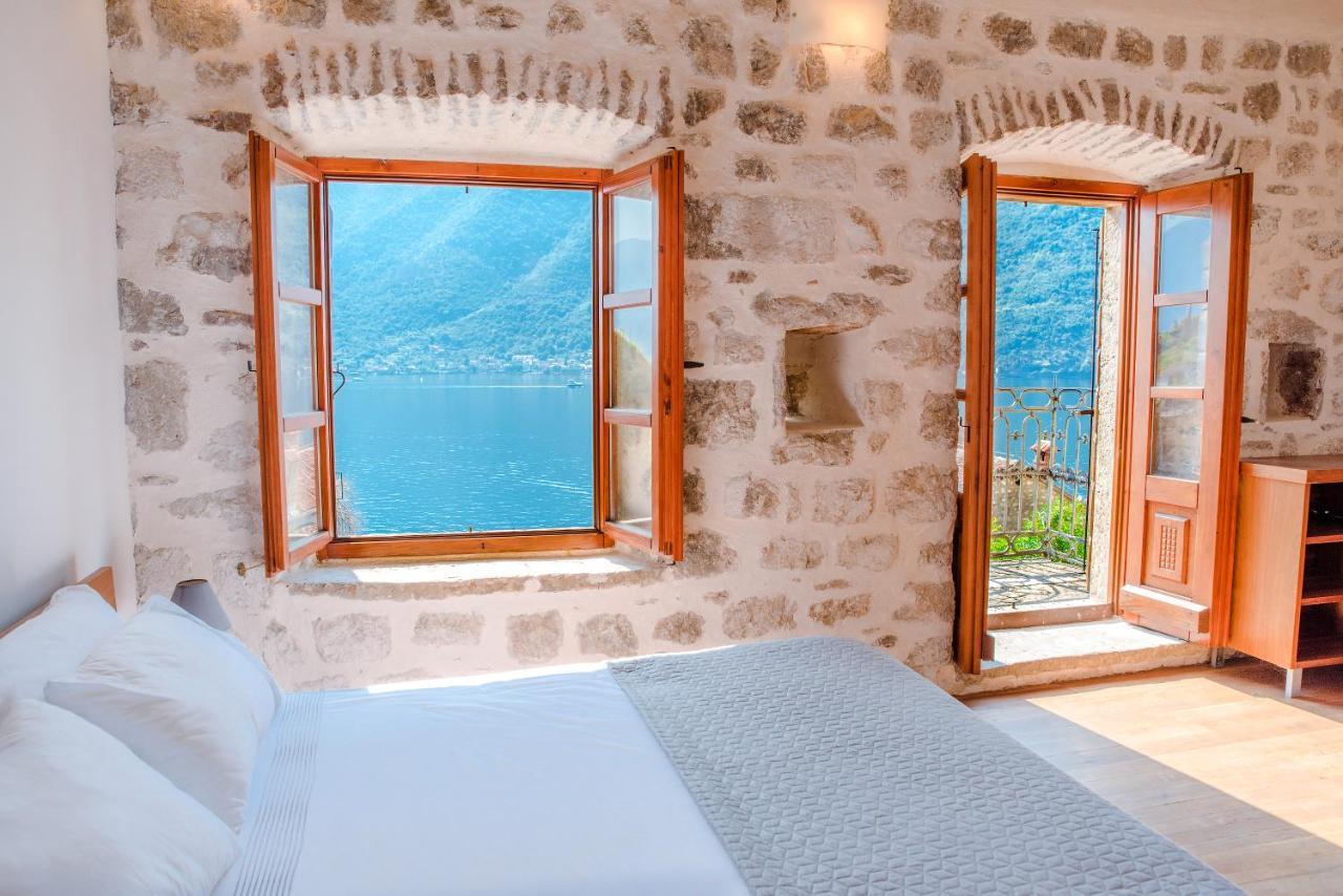 Guesthouse Mrshe Palace Perast Exteriör bild